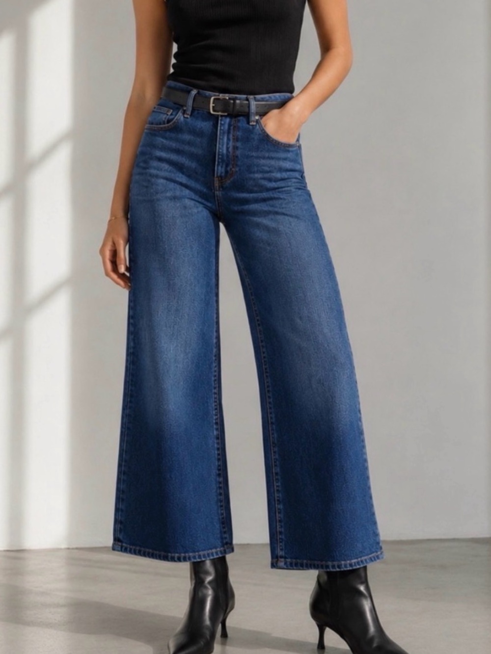 7 For All Mankind Jo Wide Leg Cropped Jeans Size 30